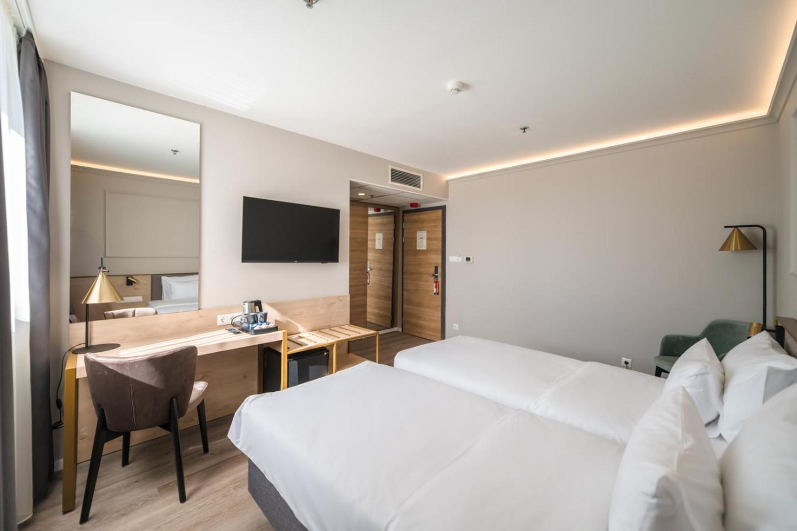 Expo Tower By Mellow Mood Hotels บูดาเปสต์ ภายนอก รูปภาพ