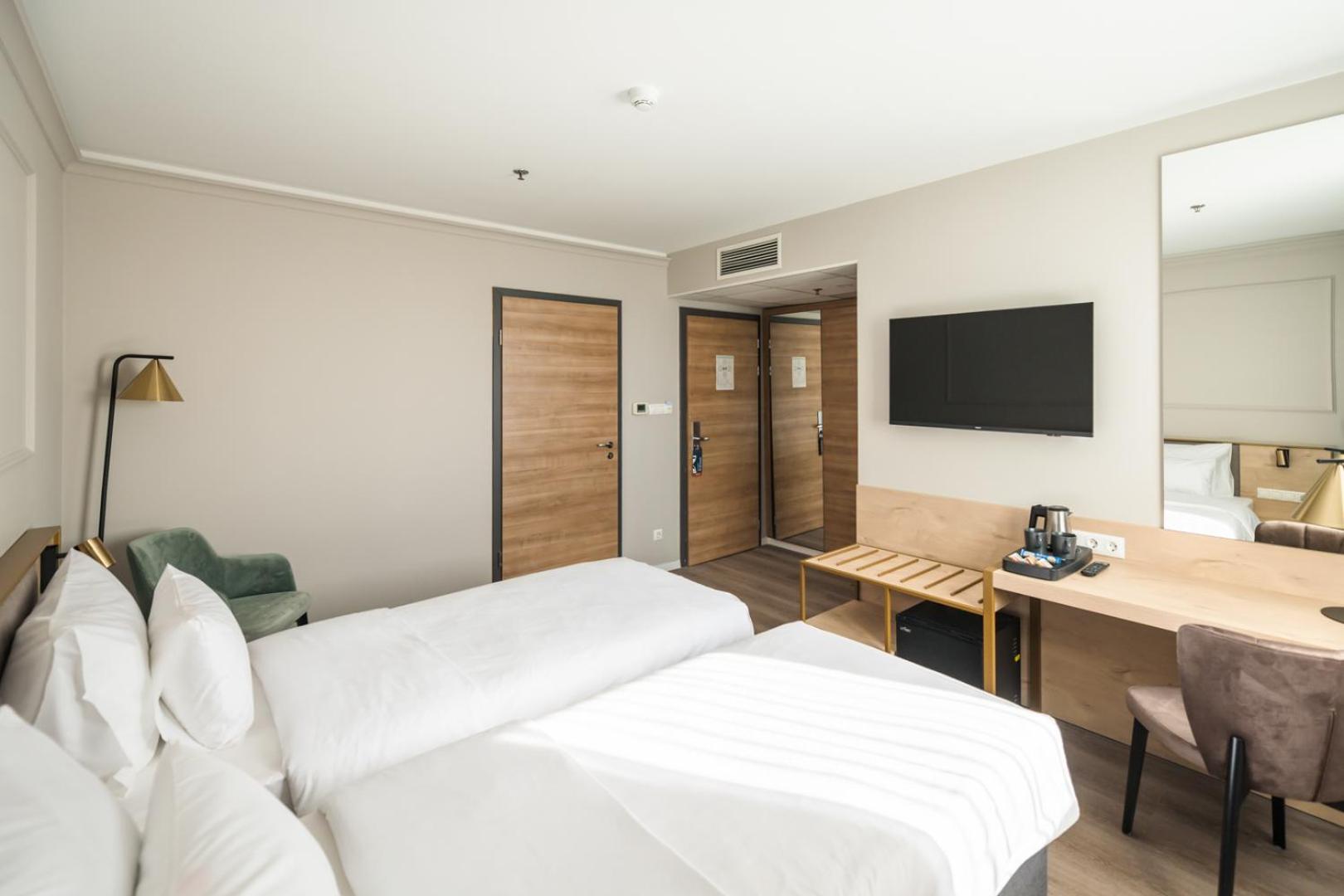 Expo Tower By Mellow Mood Hotels บูดาเปสต์ ภายนอก รูปภาพ